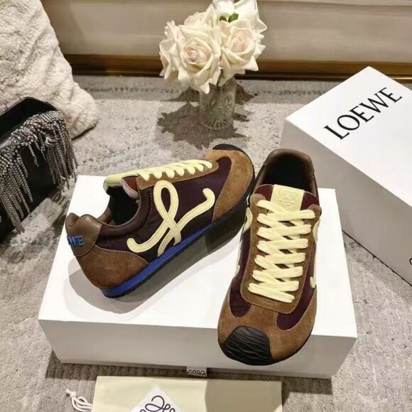 Loewe Flow Runner Sneakers β Deep Brown with Cream Logo, Brand New! - Picture 3 of 8